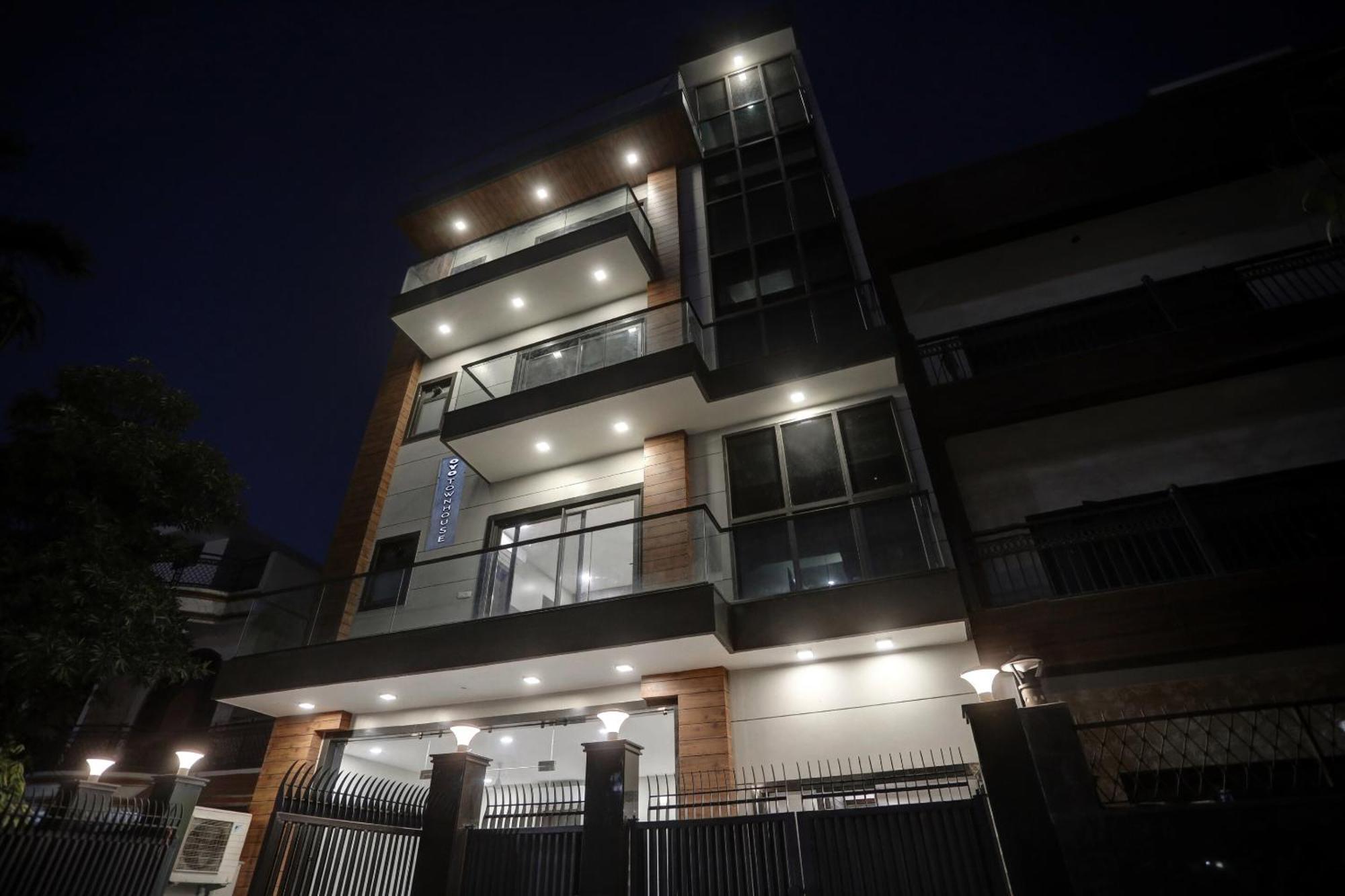 Hotel Townhouse Xanthe Noida Exterior foto