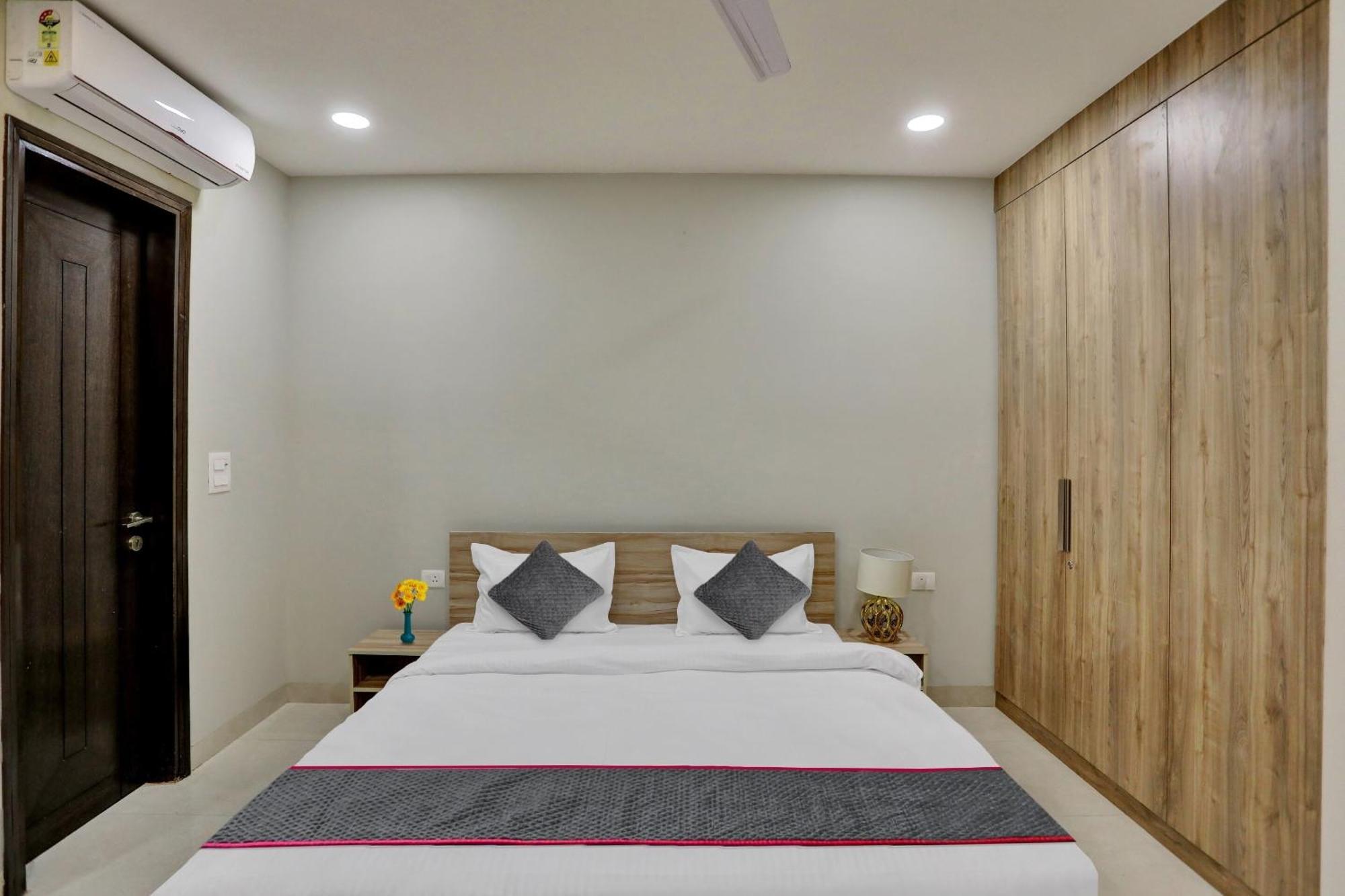 Hotel Townhouse Xanthe Noida Exterior foto