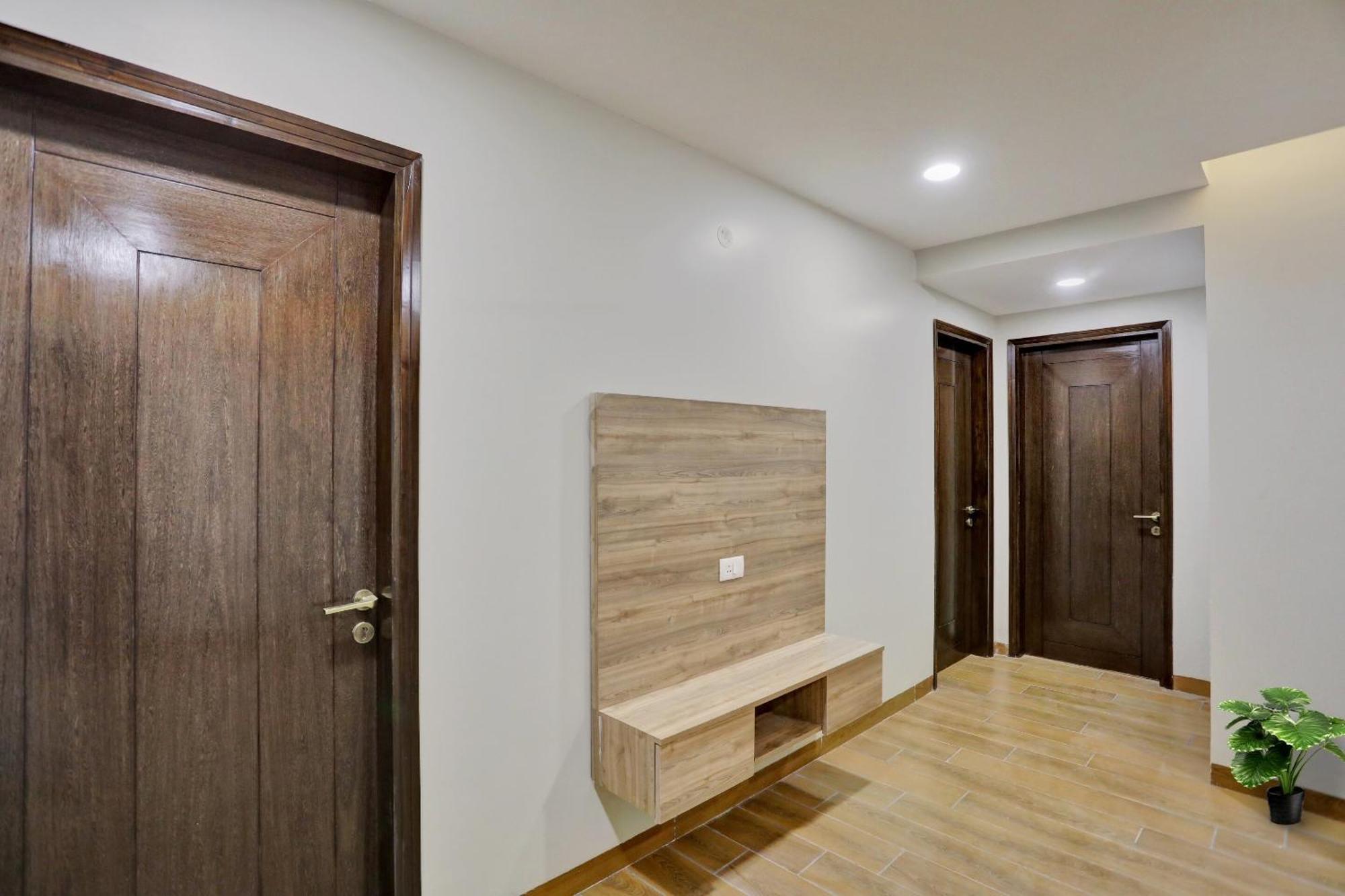 Hotel Townhouse Xanthe Noida Exterior foto